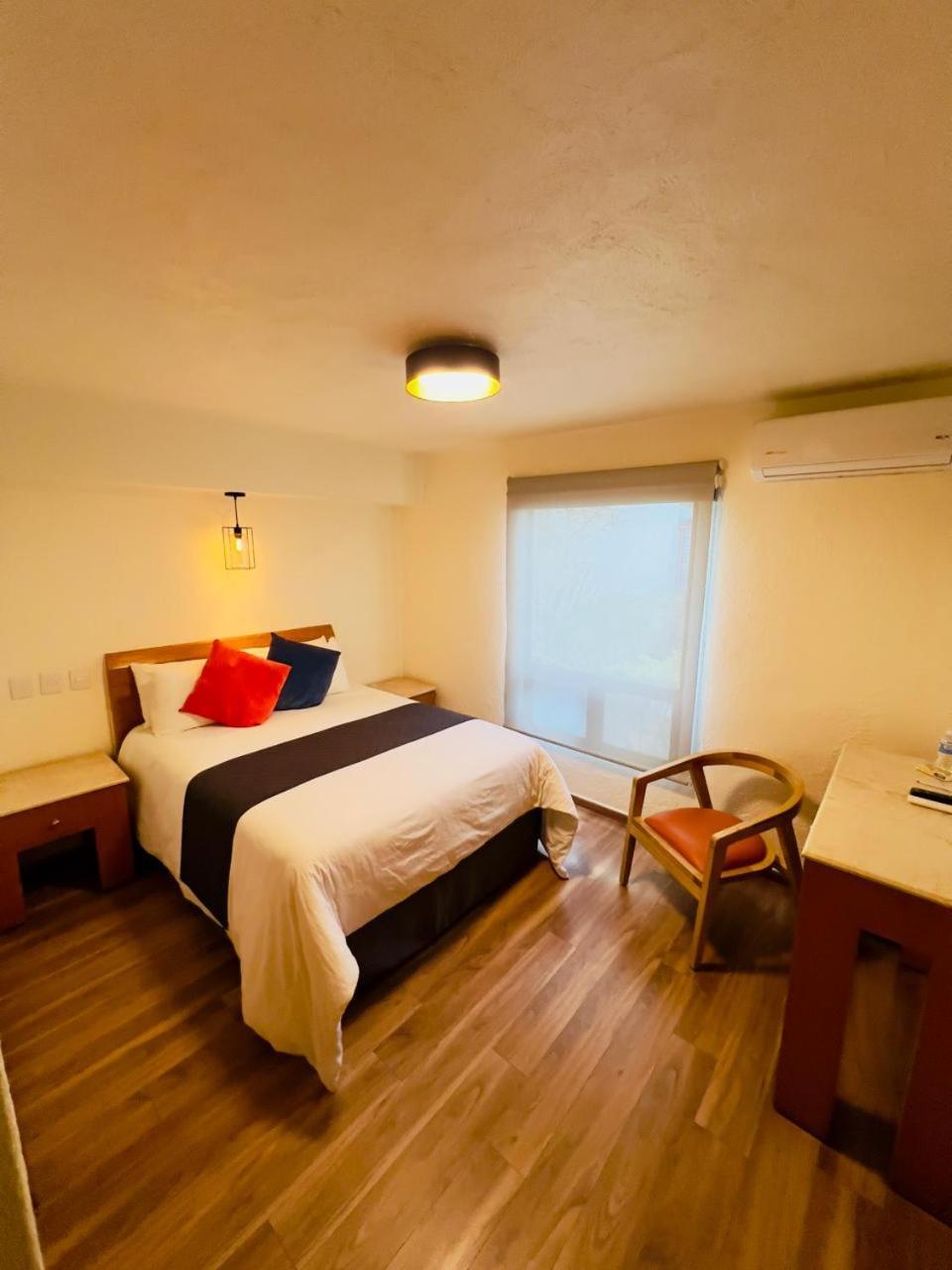 Hotel Consulado Guadalajara Bagian luar foto